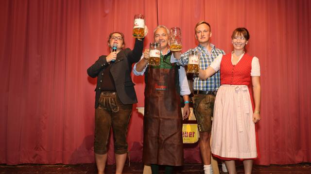 Der Bieranstich ist gelungen. | Foto: cc. mlakar-media