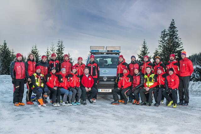 Das Team der Bergrettungsortsstelle St. Andrä gibt beim Tag der offenen Tür Einblick in ihre vielseitigen Tätigkeiten. | Foto: Ramona Steiner