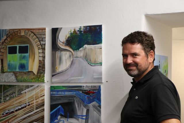 Auch StR. Peter Vöhl war bei der Vernissage anwesend. | Foto: Celina Leitner