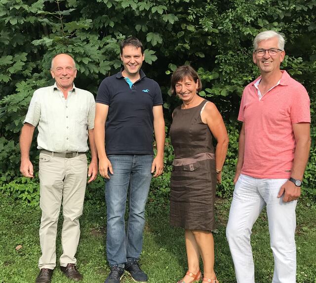 Vorstand &amp; Mitglieder des Weinbauvereins Feldkirchen-Ossiacher See treten für regionalen Wein ein. | Foto: Weinbauverein Feldkirchen-Ossiacher See