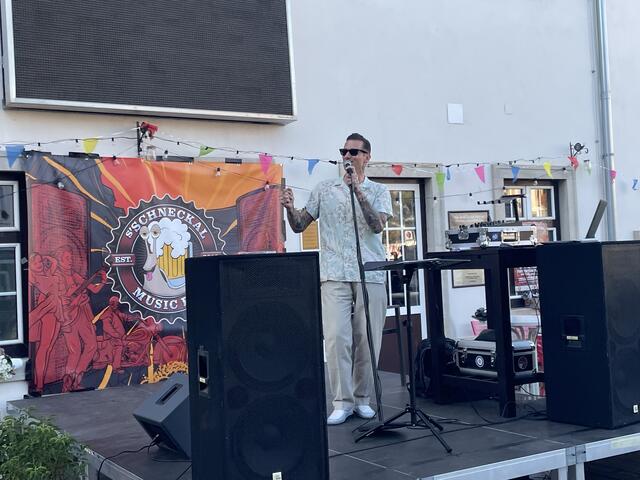 DJ King D gab Hits von Elvis bis Johnny Cash zum Besten | Foto: Katrin Pirzl