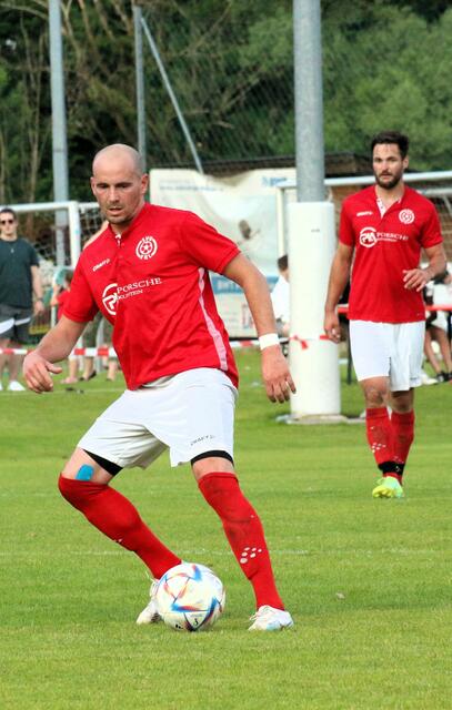 Aufsteiger Erl ist in der Gebietsliga angekommen. Spielt in der Tabelle vorne mit. | Foto: Schwaighofer