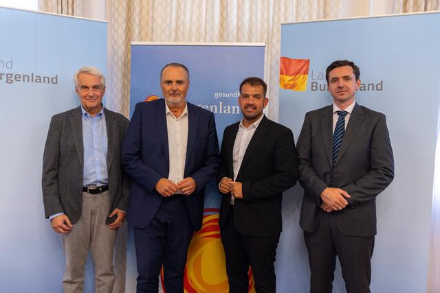 Stephan Kriwanek, medizinischer Geschäftsführer Gesundheit Burgenland, Landeshauptmann Hans Peter Doskozil sowie LAbg. Kilian Brandstätter, Bürgermeister der Marktgemeinde Gols, und Peter Ivankovics, begleitender Anwalt der Marktgemeinde Gols. | Foto: Sandra Koeune