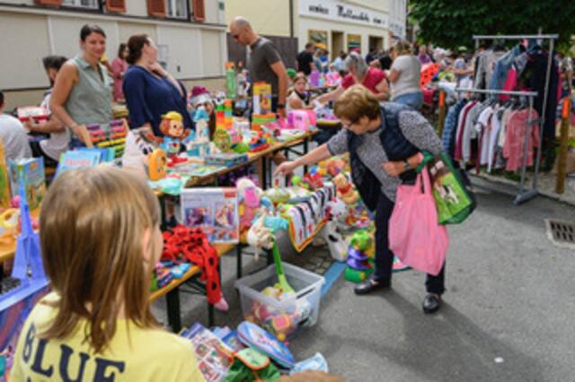Der Leibnitzer Kinderflohmarkt zählt mittlerweile zu einer wichtigen Institution in Leibnitz. | Foto: obert Sommerauer (pixelmaker.at)