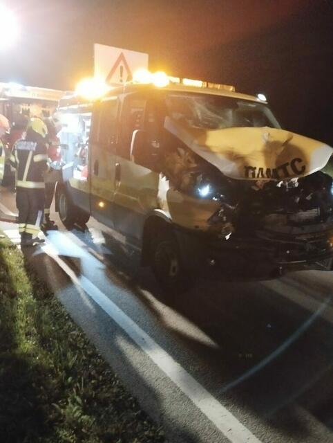 Ein Pannenfahrzeug fuhr am 19. September gegen 20.30 auf der B141 auf einen Traktor auf. Verletzt wurde niemand. | Foto: FF. St. Marienkirchen/H.
