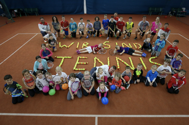 Kindertraining findet im Tenniszentrum Grieskirchen das ganze Jahr über statt.  | Foto: Sporthotel Kurz