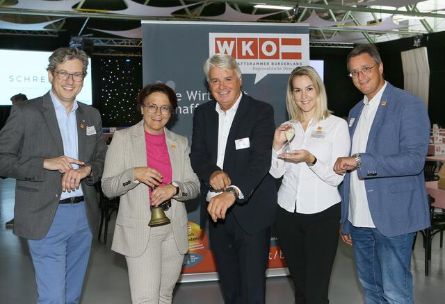 "Topf sucht Deckel": Regionalstellenleiter Oberwart Christoph Winkler, Regionalstellenobfrau Oberwart Tanja Stöckl, Organisator Toni Ferk, Regionalstellenleiterin Jennersdorf Katharina Bagdy und Regionalstellenleiter Güssing Thomas Novoszel | Foto: WKB/Lexi