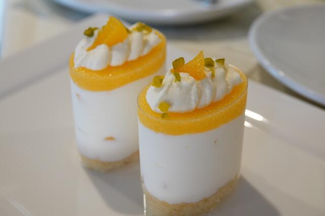 Die Joghurt-Pfirsichtörtchen waren einfach nur lecker und standen der magischen Show in nichts nach. | Foto: Michael Blinzer