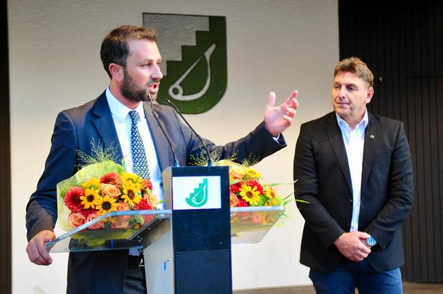 LH-Stv. und Sportreferent Georg Dornauer fand lobende Worte für den erfolgreichen Sportler. | Foto: Hassl