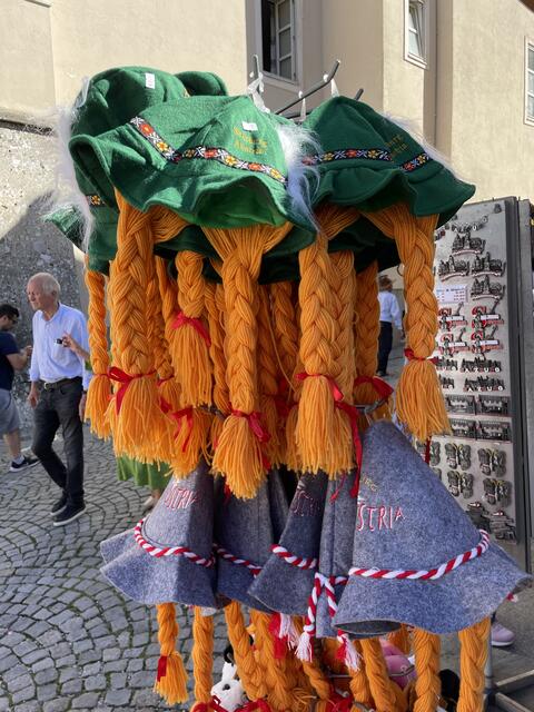 Beim Rupertikirtag findet sich mitunter auch Kitsch.  | Foto: sm