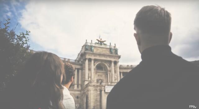 Eine der kritisierten Kameraeinstellungen im FJ-Video. | Foto: Foto-Screenshot: FPÖ TV