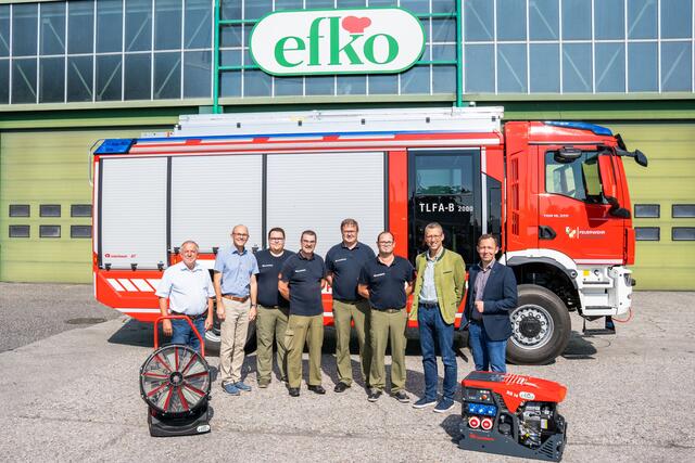 eko unterstützt die Feuerwehr Hinzenbach mit topmoderner Ausstattung für Feuerwehrauto. | Foto: efko