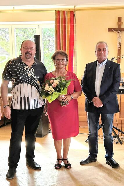 Links: Leo Teufl, Resi Wieser, VizeBgm. Christian Marschalek. | Foto: Leopold Teufl