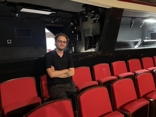 Kultur, Kunst und Technik vereinen sich hier: Kyle Weimar am Salzburger Landestheater. | Foto: Lisa Gold