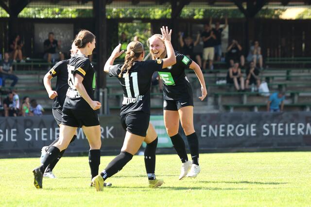 Befreit aufspielen: Wirnsberger erzählt, dass es seit dem Beginn ihre Lehrer auch auf dem Platz besser läuft.  | Foto: SturmTifo.com