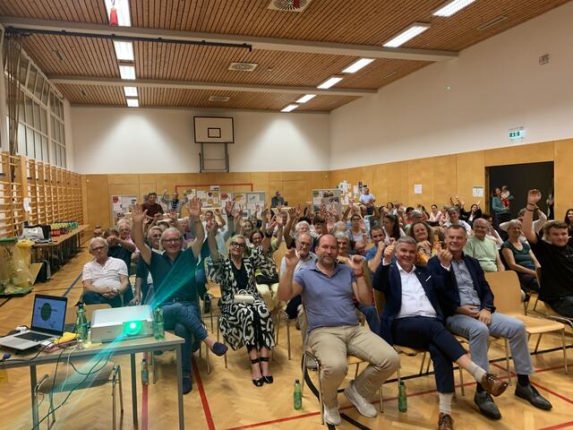 Wie zu sehen, wollen die Bürgerinnen und Bürger sich das Mitgestaltungsrecht nicht nehmen lassen. | Foto: Privat