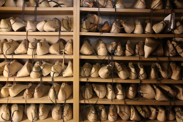 Schuh-Leisten wohin man schaut | Foto: Copyright: Michael Ellenbogen