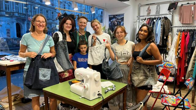Upcycling bei Humana in der Nußdorfer Straße. | Foto: Humana