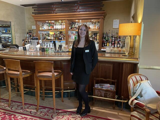 Von der Rezeption bis zum Service: In welcher Abteilung Livia Gratzer dauerhaft bleiben will, weiß sie noch nicht. Bisher sei jede toll gewesen. | Foto: Teischl/RMA