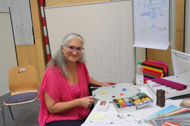 Martina Mersnik bietet Begleitung in herausfordernden und belastenden Lebenssituationen an. Coaching, Beratung, Supervision, Aufstellungen, Mediation | Foto: Edith Ertl