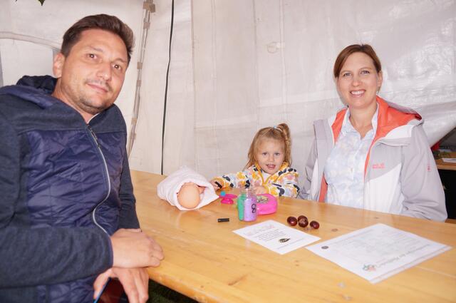 Mirco Holz mit Jana und Martha