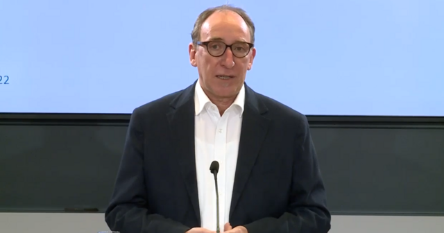 Gesundheitsminister Johannes Rauch (Grüne) fordert von den Bundesländern staatspolitische Verantwortung. | Foto: Screenshot/Langer