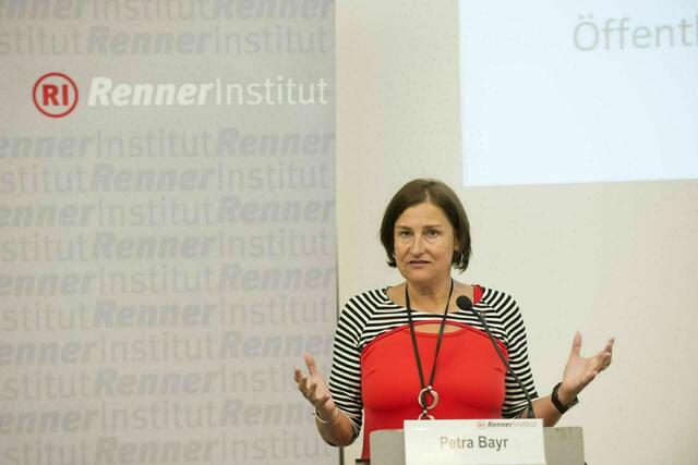 Auch SPÖ-Nationalrätin Petra Bayr soll sich Grundstücke gekauft haben. | Foto: Daniel Novotny