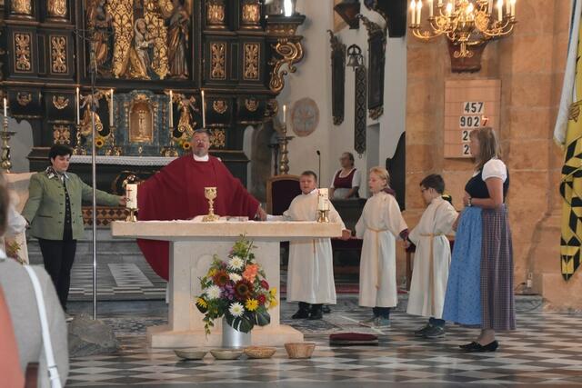 Festgottesdienst in der Stadtpfarrkirche Murau zum Pfarrpatroniumsfest. | Foto: Anita Galler