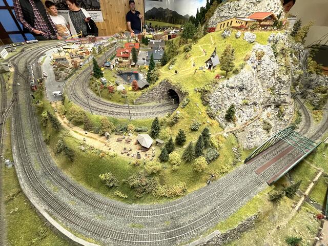 150 Meter Gleisanlagen bei der Modellbahnanlage. | Foto: Kogler