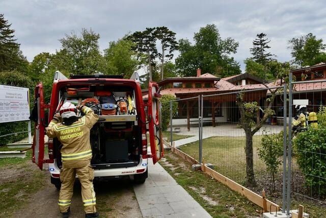 Gas-Einsatz im Kindergarten Wiener Straße in Ebreichsdorf | Foto: Thomas Lenger
