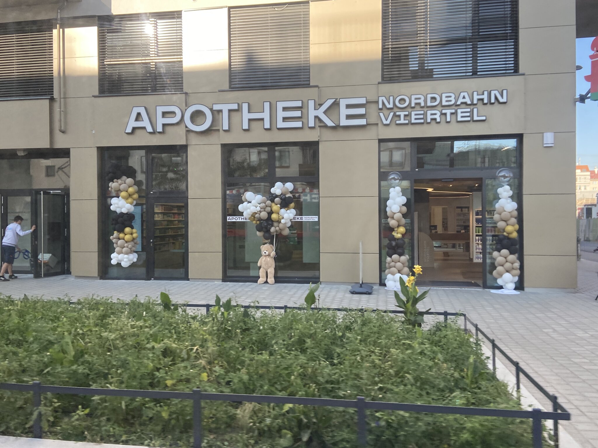 Nordbahnviertel: Neue Apotheke in der Bruno-Marek-Allee eröffnet ...