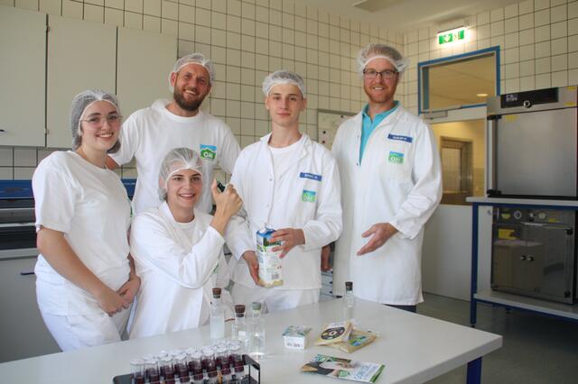 Motivierte Lehrlinge, Facharbeiter und Ausbildner: Christine Persch, Stefan Hussauf, Melissa Strasser, Oliver Babic und Manfred Kogler. | Foto: Oblak
