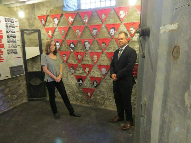 Bei der "Langen Nacht der Museen" öffnen auch Brigittenauer Museen ihre Türen. Darunter etwa die Gedenkstädte Karajangasse im Gymnasium am Augarten. | Foto: Sabine Krammer