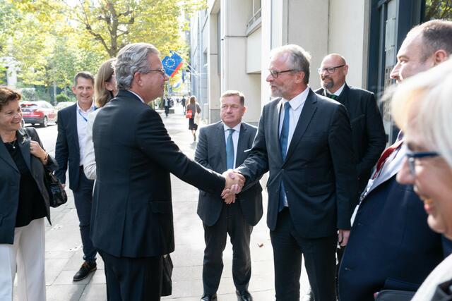 Antrittsbesuch: LH Christopher Drexler beim ständigen Vertreter Österreichs in Brüssel, Thomas Oberreiter. | Foto: Land Steiermark