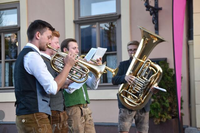 Die NIROSTA Tanzlmusig sorgte für gute Stimmung. | Foto: Kendlbacher