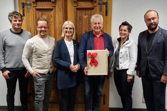 SPÖ Regionalvorstand gratulierte Bürgermeister Grießer zum 20jährigen Amtsjubiläum. | Foto: SPÖ