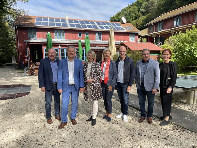 Hans Strassegger, Gerhard Wendl, Andrea Winkelmeier, Susanne Kaltenegger, Wolfgang Waxenegger, Bernd Rosenberger und Claudia Orthofer. | Foto: Angelika Kern