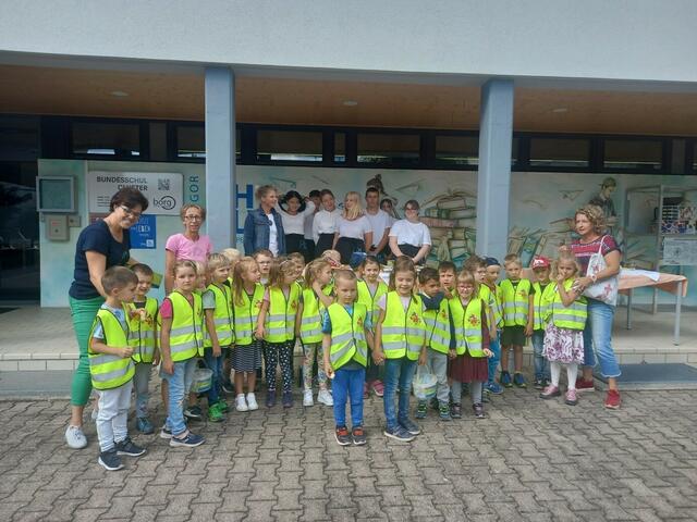 Die Kinder konnte sich auf dem Parkplatz vor dem Rathaus ordentlich austoppen. | Foto: Stadtgemeinde Hermagor