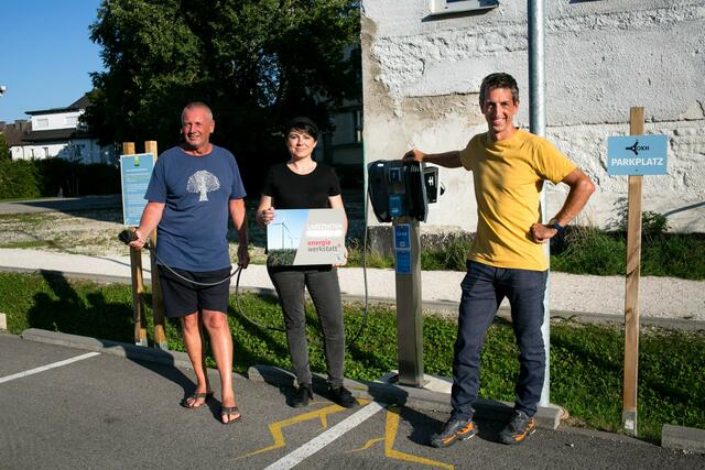 Johannes Rabengruber, Jolanda de Wit (Vorstand OKH), Andreas Krenn (Geschäftsführer Energiewerkstatt) (v.l.n.r.) | Foto: EH Fotografie