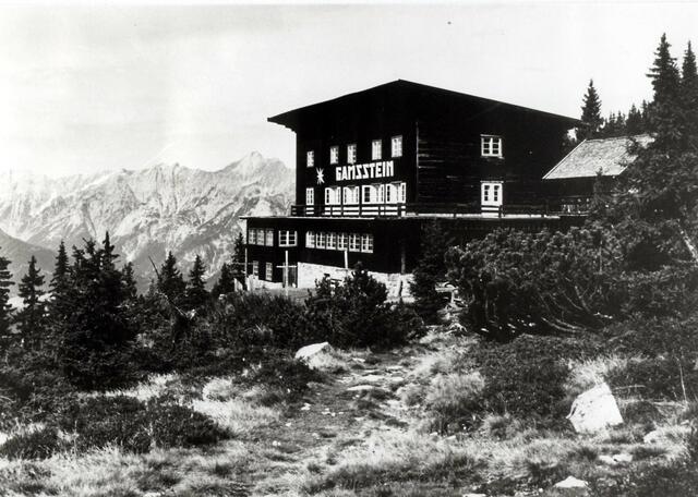 Das Gamssteinhaus wurde im Jahr 1936 erbaut und hat ein bewegte Geschichte.  | Foto: Chronik Pill