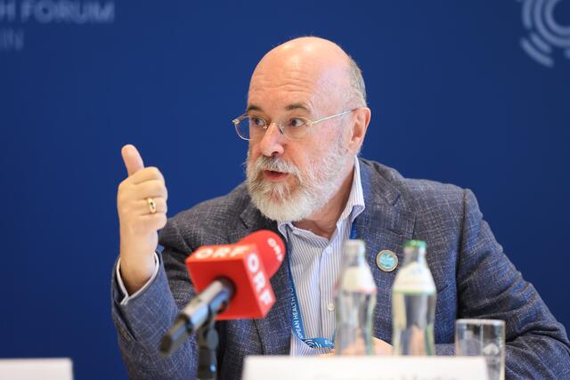 Laut Clemens Martin Auer müssen die Hierarchien in der Pflege aufgebrochen werden. | Foto: European Health Forum Gastein