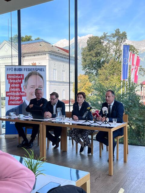 Rudi Federspiel, Markus Abwerzger, Andrea Dengg und Markus Lassenberger mit klaren Zielen für den 14.4.2024 | Foto: Linde