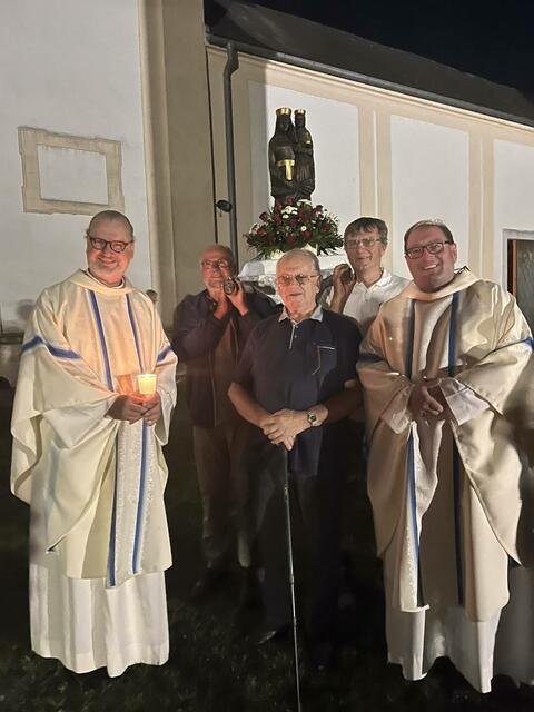 Bei der Prozession ging es durch Loretto.  | Foto: Pfarre Purbach