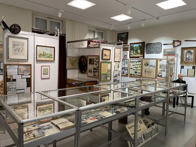 Das Museum ist rappelvoll und trotzdem recht ordentlich. | Foto: Johannes Reiterits