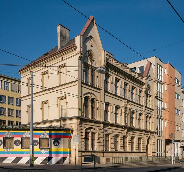 Mit Ende des Schuljahres schließt die Volksschule Waldkloster ihre Pforten - für immer. | Foto: Wikimedia