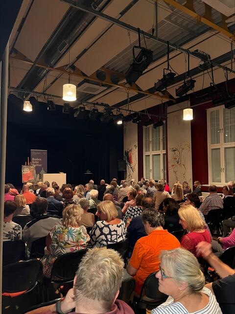 Das Theater am Steg in Baden war bei der 1. Badener Kriminacht bis auf den letzten Platz besetzt | Foto: Zweymüller GmbH