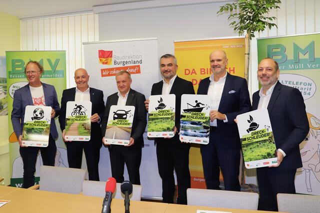 Landesumweltanwalt Michael Graf, Georg Rosner (Obmann-Stellvertreter des BMV), Michael Lampl (Obmann des BMV), Infrastrukturlandesrat Heinrich Dorner, ORF-Landesdirektor Werner Herics und Baudirektor Wolfgang Heckenast. | Foto: LMS