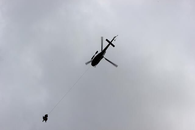 Villacherin geriet beim Wandern durch die verlorene Orientierung in Panik und musste mittels Tau geborgen werden (Symbolfoto) | Foto: stock.adobe.com/at/rbkelle