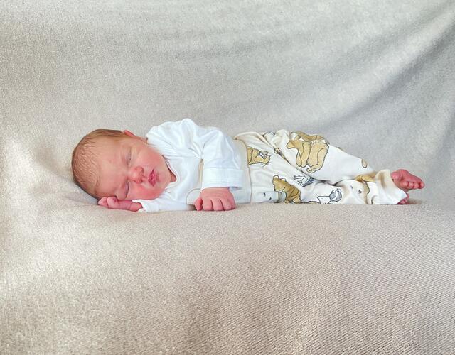 Stella Marie
Geburt: 2. September 2023
Eltern: Alexandra und Thomas Lebler
Kirchberg
3.800 g, 52 cm | Foto: KK