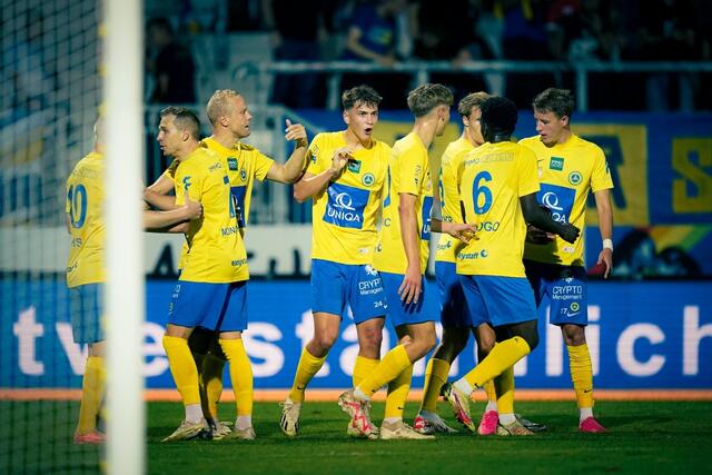 Der First Vienna FC 1894 will gegen den FAC drei Punkte holen. | Foto: First Vienna/FOTObyHOFER